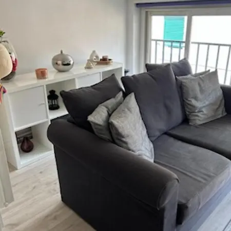 Au Long Champs Apartament